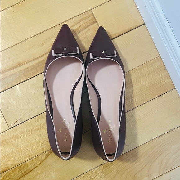 Kate spade shoe neela, cherrywood,upper part intact . size 9.5B, worn few times - Picture 1 of 3